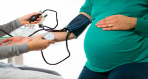 برای کاهش فشار خون در بارداری چه بخوریم؟