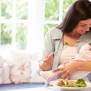 تغذیه مادر شیرده برای افزایش وزن نوزاد
